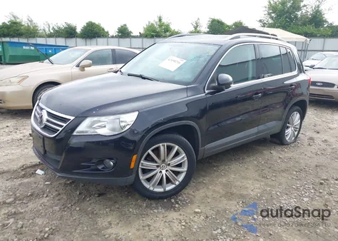 2011 Volkswagen Tiguan Se from USA, damaged, VIN WVGBV7AX6BW521525